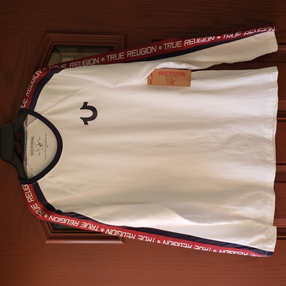 New True Religion long sleeve top